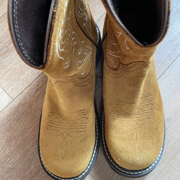 Ariat Womens Fatbaby Heritage Waterproof Western boot Size 91/2 B - Picture 2 of 9